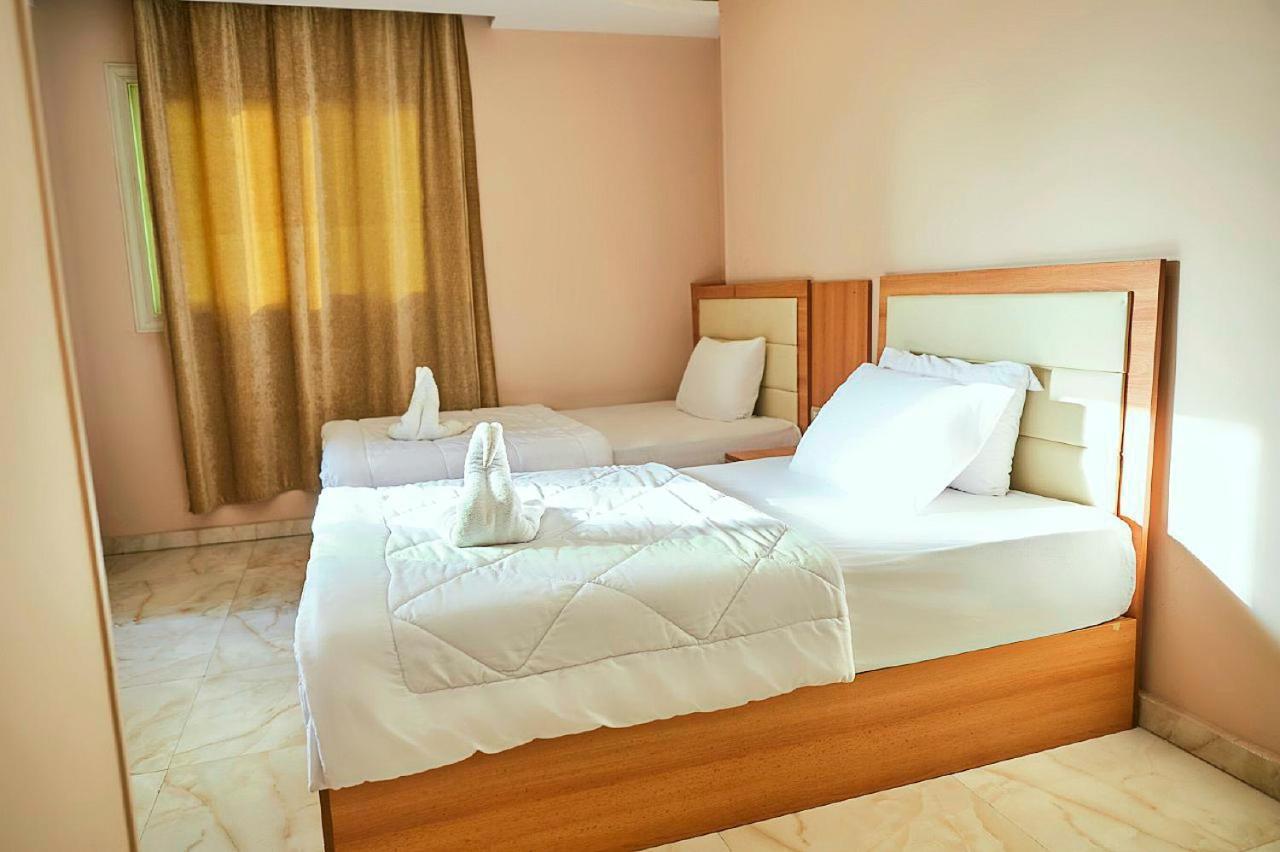 Grand Golden Pyramids View Hotel Kafret el-Gabal Εξωτερικό φωτογραφία