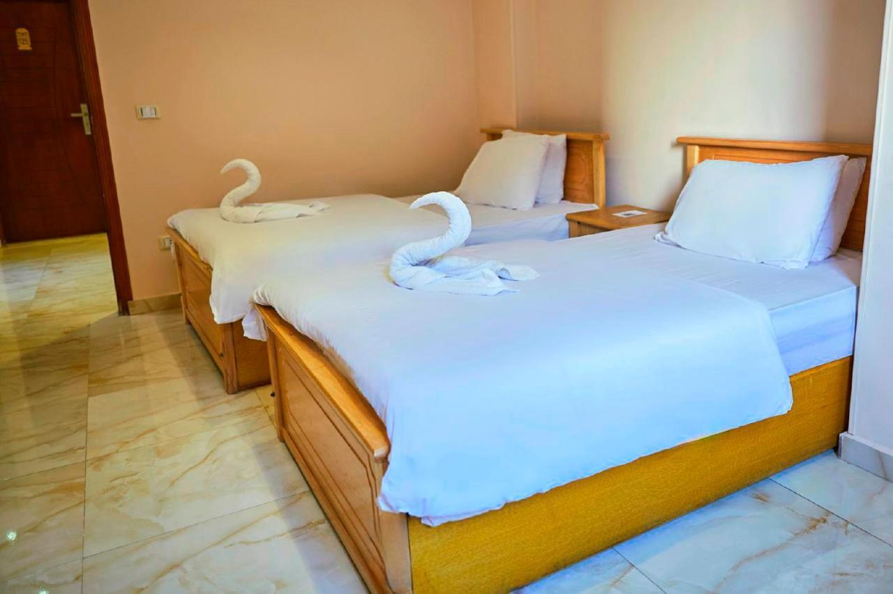 Grand Golden Pyramids View Hotel Kafret el-Gabal Εξωτερικό φωτογραφία