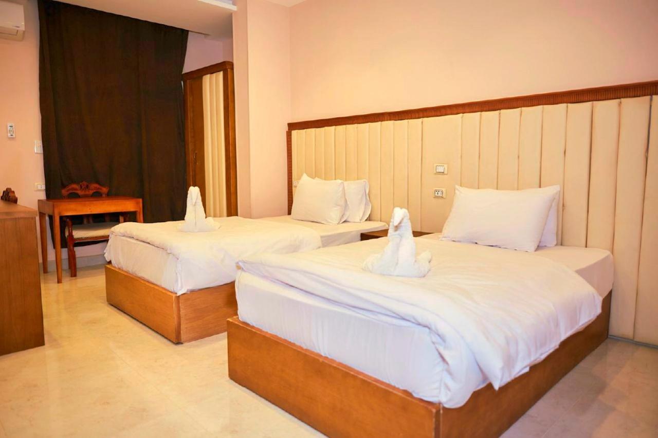 Grand Golden Pyramids View Hotel Kafret el-Gabal Εξωτερικό φωτογραφία