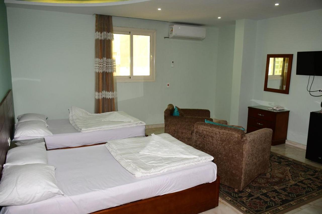 Grand Golden Pyramids View Hotel Kafret el-Gabal Εξωτερικό φωτογραφία